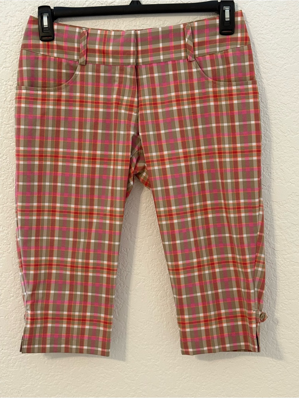 Adidas ClimaLite Womens Size 2 Plaid Golf Capri Pants Pink Khaki Cropped Preppy